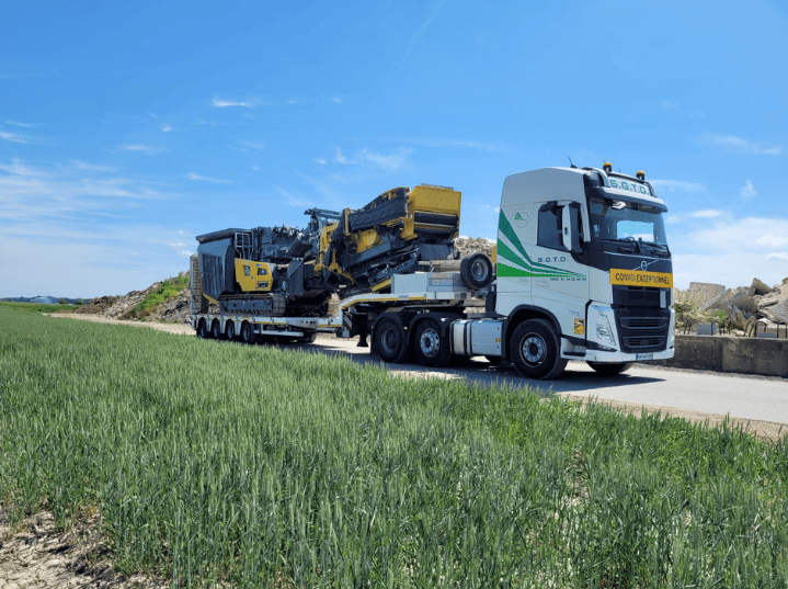 Transport exceptionnel - concasseur 