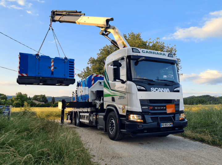 Levage bras de grue - groupe électrogène