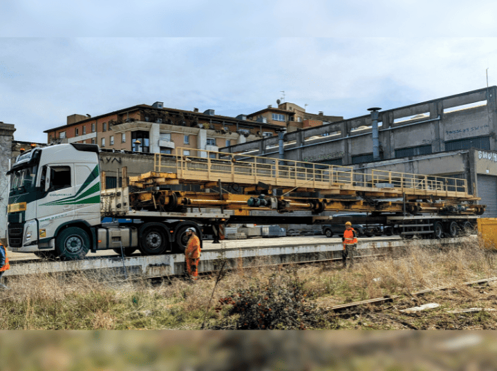 Transport exceptionnel en plateau extensible