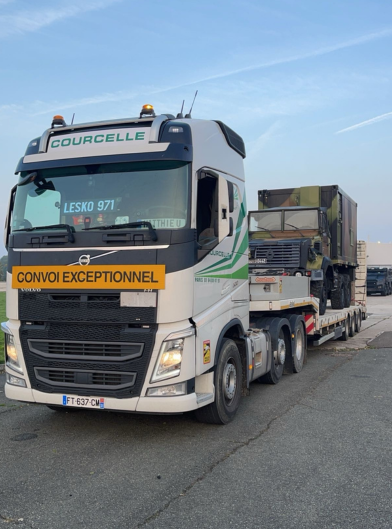 Transport exceptionnel d'engins militaires