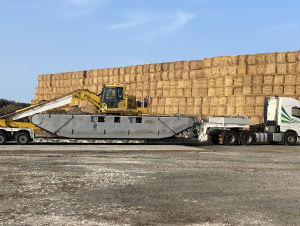 Transport exceptionnel d'une pelle amphibie de 25T