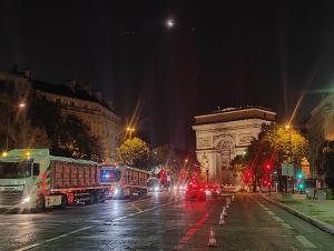 Transport en plateau en centre ville de Paris 